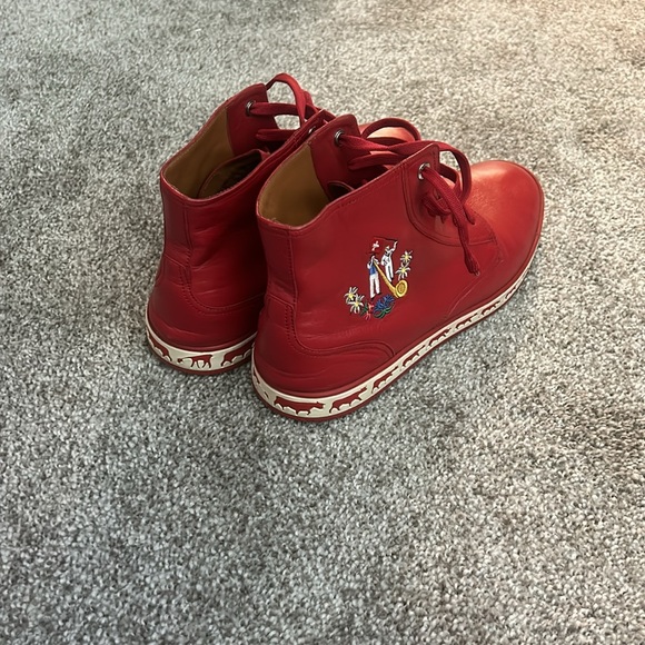 Red ballys in very good condition wore one time, out New Orleans hip hop store - Picture 2 of 4